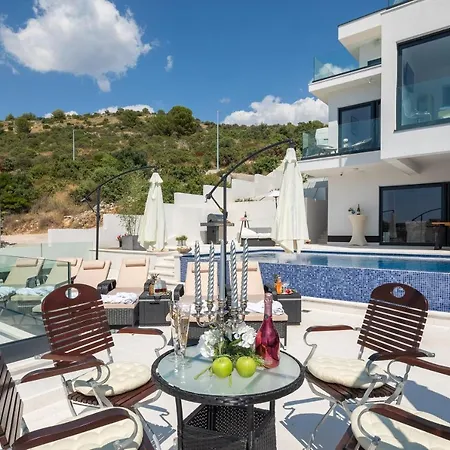 Villa Ocean View With Heated Pool Rogoznica (Sibenik-Knin)