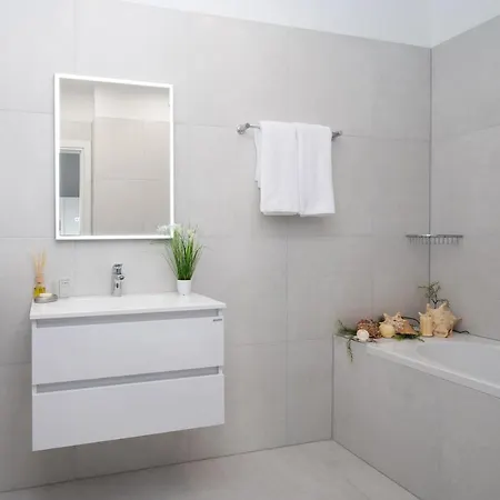 Ocean View I Zatoglav וילה