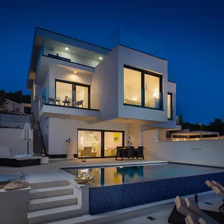 וילה Ocean View I Zatoglav *