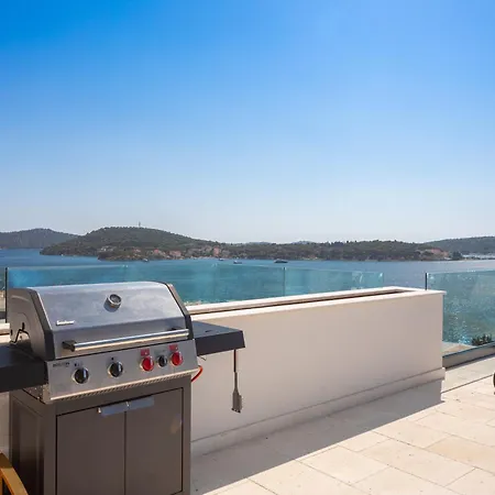 Ocean View With Heated Pool Villa *
