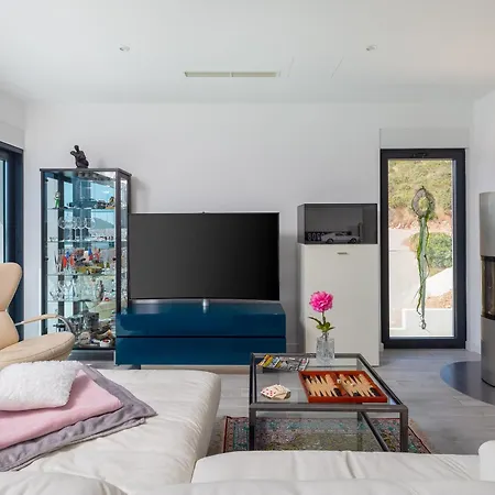 Ocean View With Heated Pool Villa