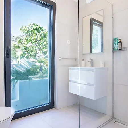Villa Ocean View With Heated Pool *