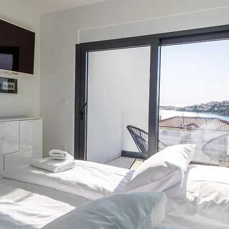 Ocean View With Heated Pool Rogoznica (Sibenik-Knin)